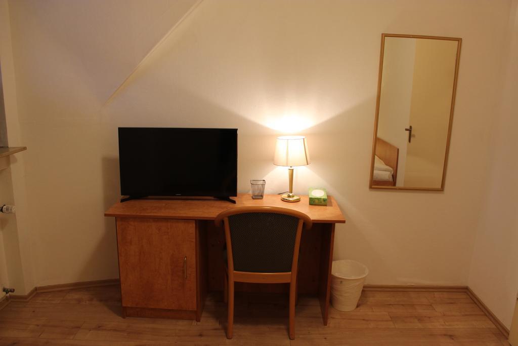 Hotel Gaya Bad Soden am Taunus Szoba fotó